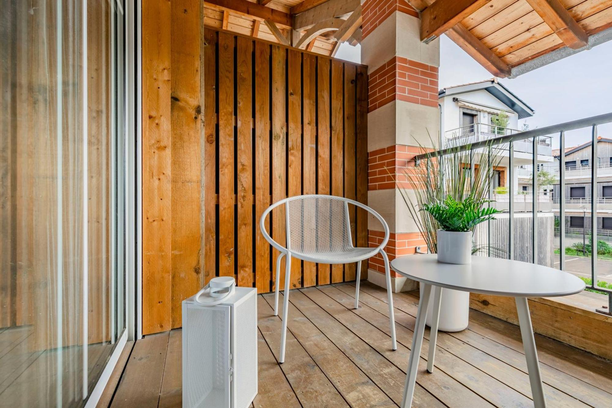 Ferienwohnung Nagaya - Petit Nid Avec Terrasse A 100M Du Bassin La Teste-de-Buch Exterior foto